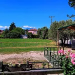 Summer House Rocinante 2